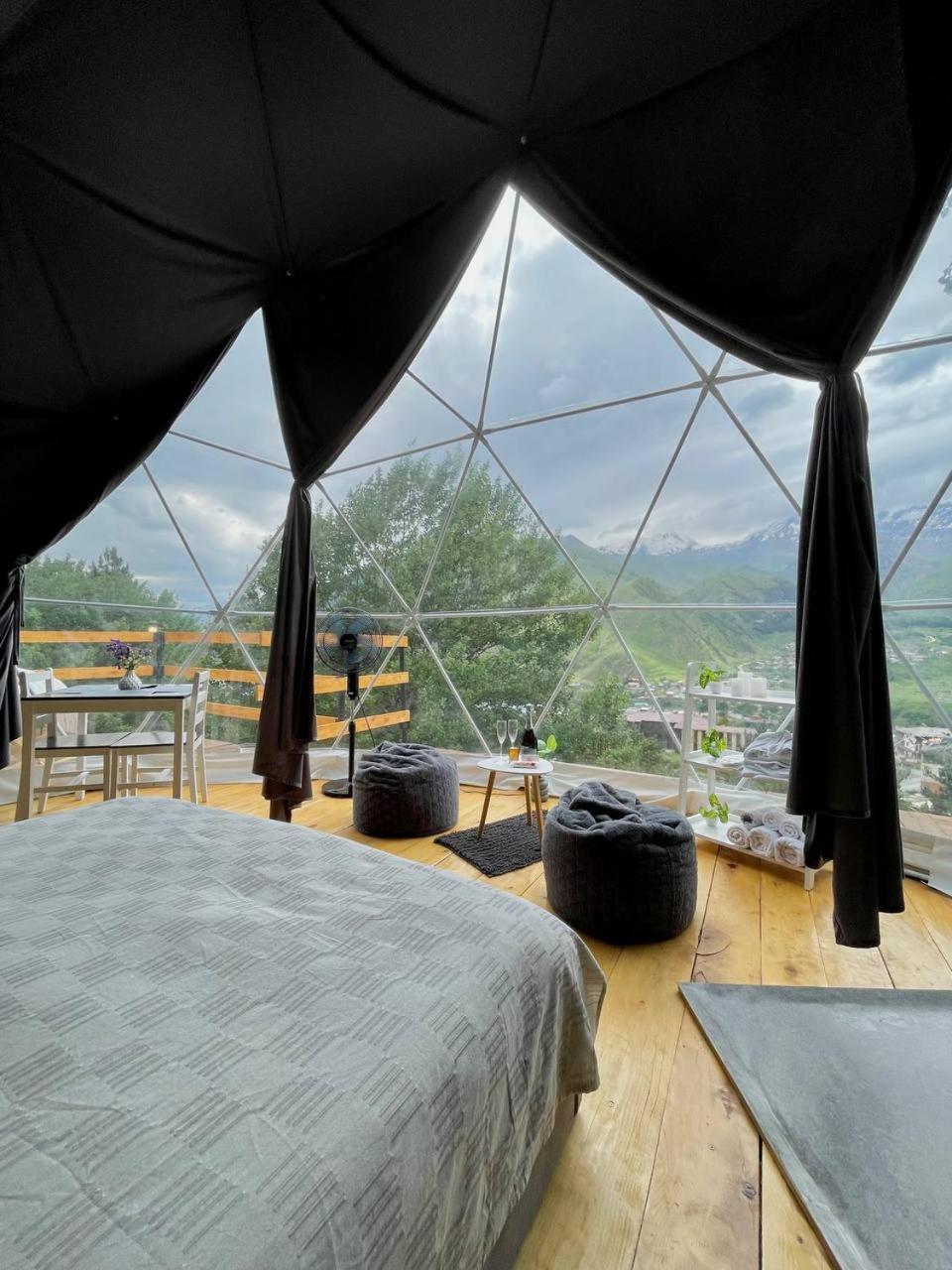 Hotel Elia Glamping Kazbegi Esterno foto
