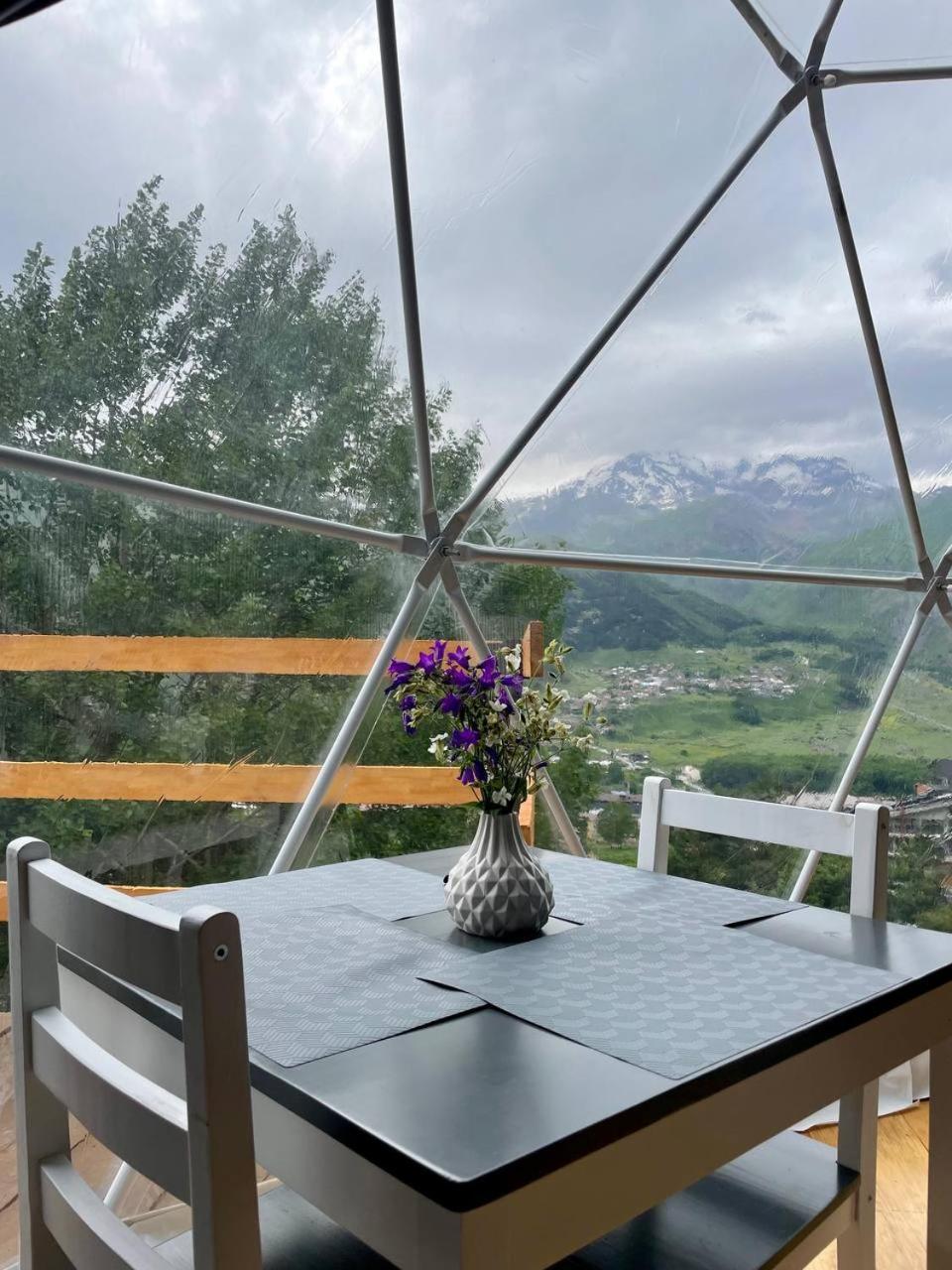 Hotel Elia Glamping Kazbegi Esterno foto