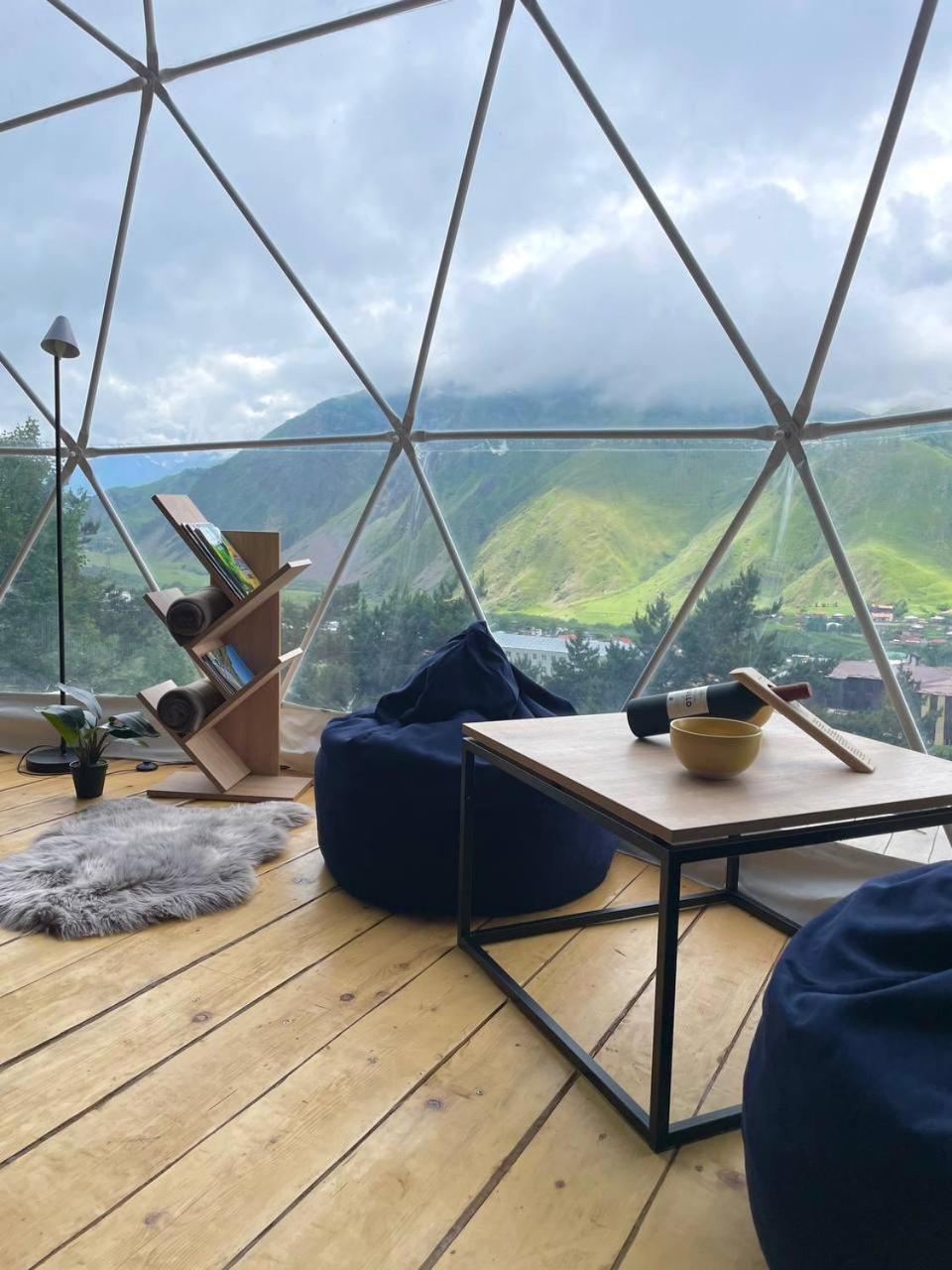 Hotel Elia Glamping Kazbegi Esterno foto