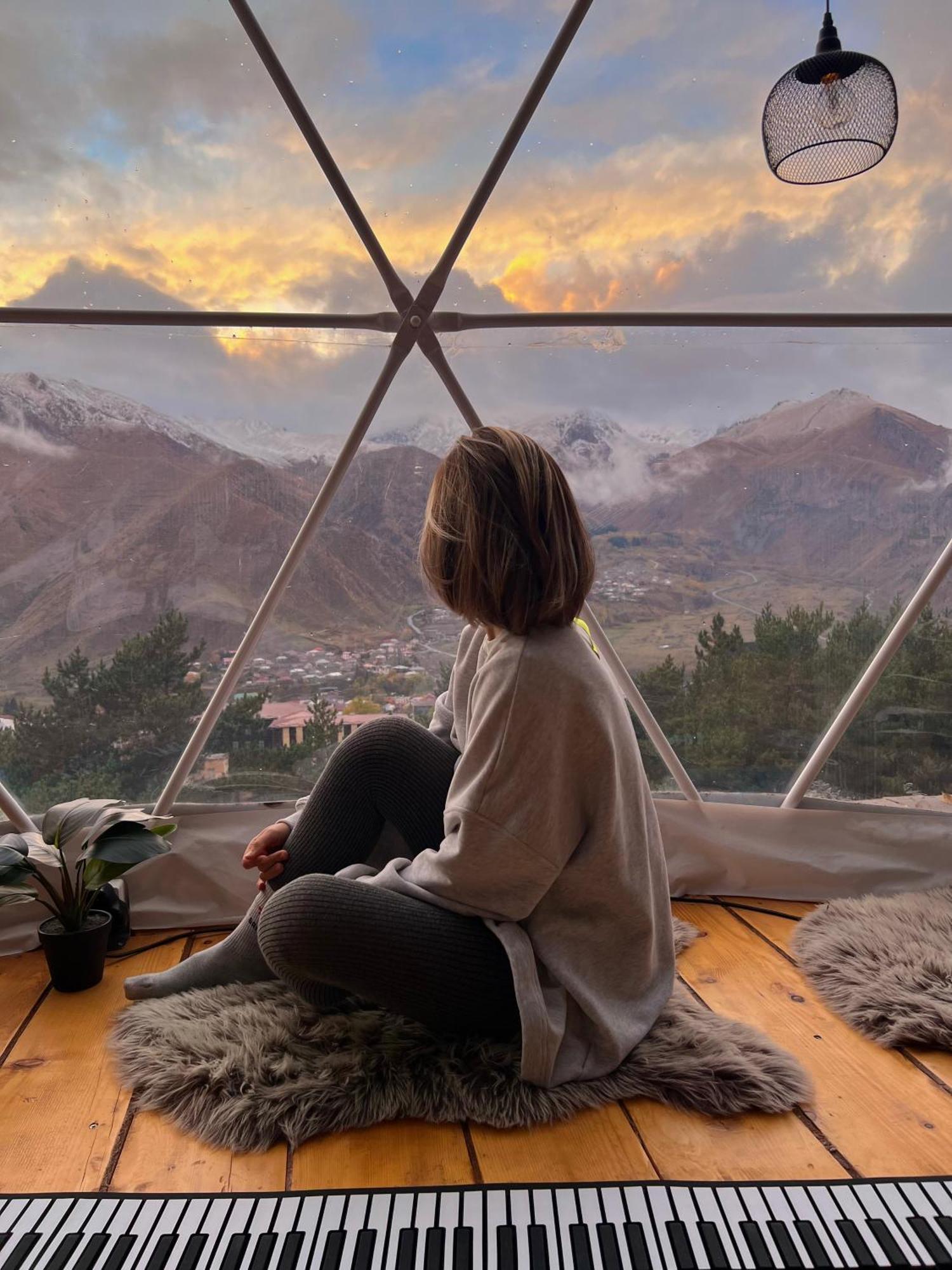Hotel Elia Glamping Kazbegi Esterno foto